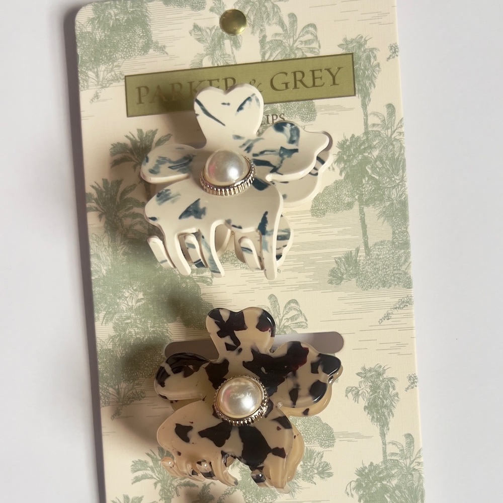 Parker & Grey Faux Pearl Accent Kids Flower Hair Claw Clips - Neutral Multipack
